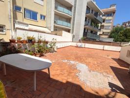 Piso en venta en Sant Feliu de Llobregat de 94 m2 photo 0
