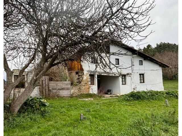 Inmobiliaria Bustinza pone a la venta medio caserío, el lado izquierdo, para hacer reforma total. photo 0