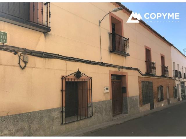 Venta de casa rustica en La Puebla de Montalbán photo 0