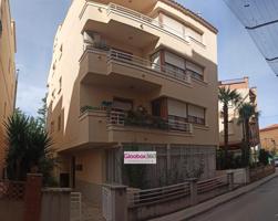 Se alquila un tercer piso sin ascensor grande, en Riudoms 43330 (Tarragona) (Baix Camp) photo 0
