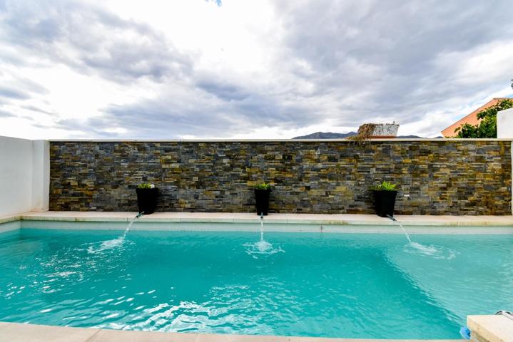 MODERNO ADOSADO EN ALQUILER EN LOS PACOS CON PISCINA PRIVADA photo 0