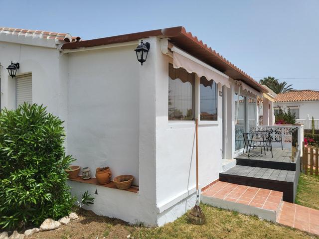 Estupenda casa pareada situado en el Faro a 200 metros de la playa. photo 0