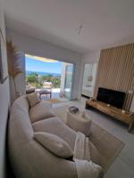 Magnifico apartamento con vistas al mar en la Urbanización del Faro. photo 0