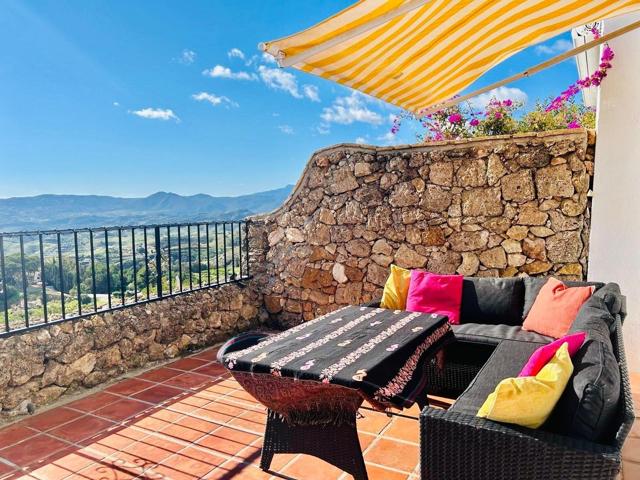 Unifamiliar Pareada En venta en Mijas Pueblo, Mijas photo 0