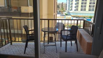 Magnifico apartamento situado en primera línea de playa en el Paseo Marítimo de Fuengirola. photo 0