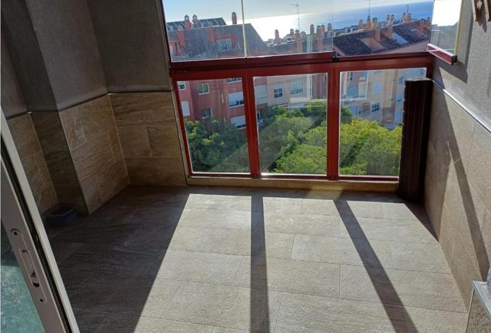 Fantástico apartamento con vistas al mar situado en los Pacos. photo 0