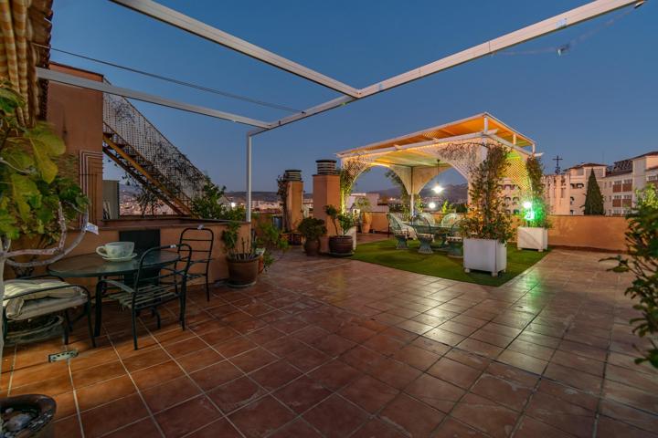 ÁTICO EXCLUSIVO EN ARMILLA CON ESPECTACULARES TERRAZAS Y VISTAS photo 0