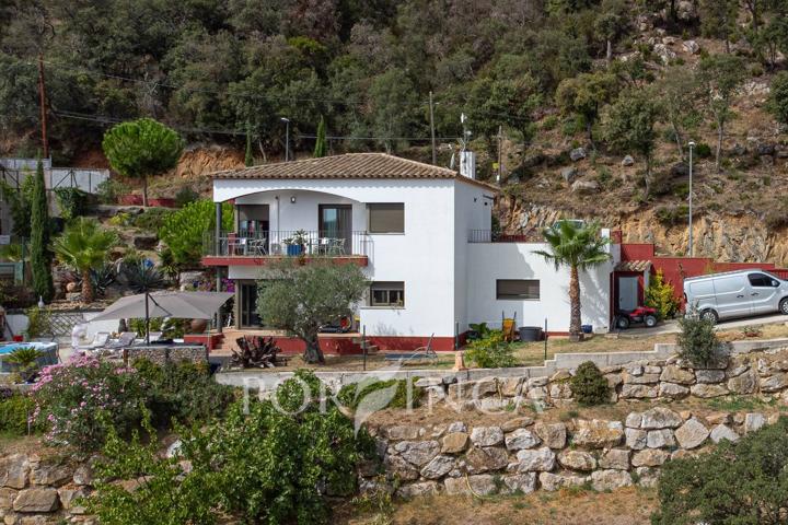 Acogedora villa con vistas al mar y la montaña en Rio d'Oro. Garaje grande. Amplias terrazas. photo 0