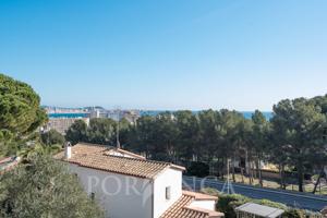 Villa independiente con exclusiva ubicación muy cerca de las playas de Sant Antoni de Calonge photo 0
