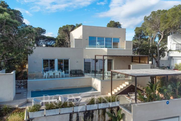Moderna casa de ensueño con vistas espectaculares al mar en Calonge photo 0