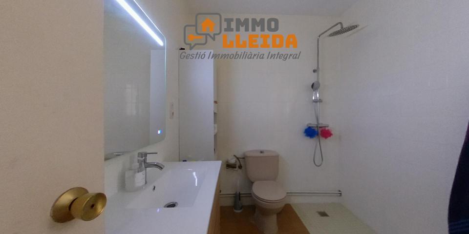 Unifamiliar adosada - Preixens photo 0
