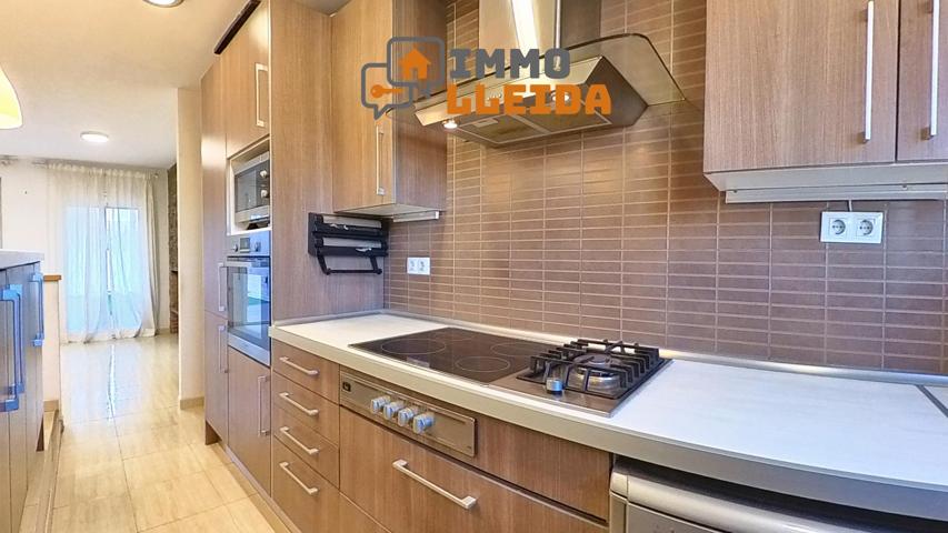 Unifamiliar adosada - Balaguer photo 0