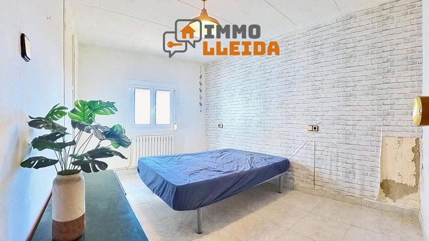 Unifamiliar adosada - Almenar photo 0
