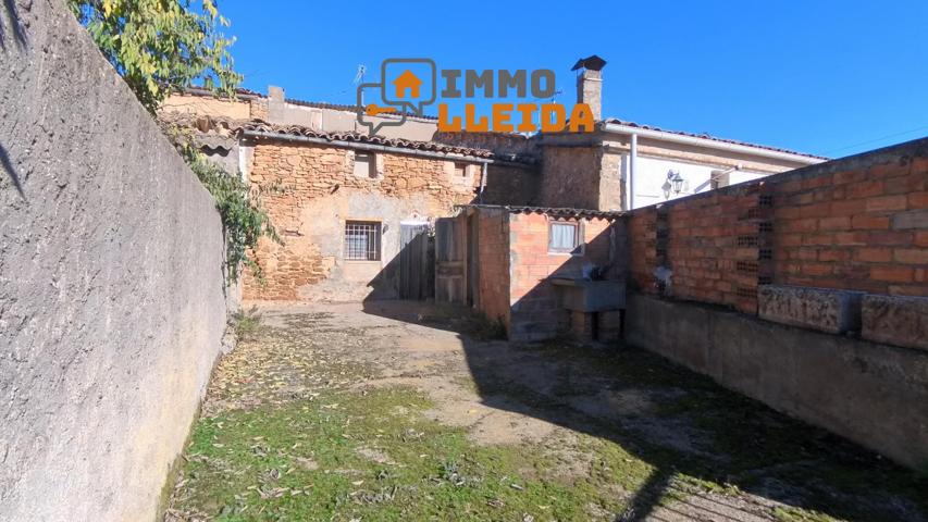 Unifamiliar adosada - Colldelrat photo 0