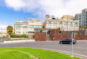 ÁTICO TRIPLEX CON GRAN TERRAZA EN URBANIZACIÓN CON PISCINA Y GIMNASIO EN LAS PALMAS DE GRAN CANARIA photo 0