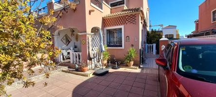 CHALET ADOSADO DE 3 DORMITORIOS CON JARDIN Y PISCINA COMUNITARIA EN LA HERRADA (LOS MONTESINOS) photo 0