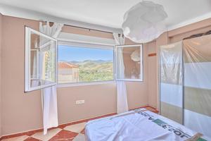 Espectacular vivienda reformada con mobiliario a estrenar: ¡El hogar de tus sueños te espera! photo 0