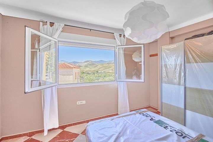 Espectacular vivienda reformada con mobiliario a estrenar: ¡El hogar de tus sueños te espera! photo 0