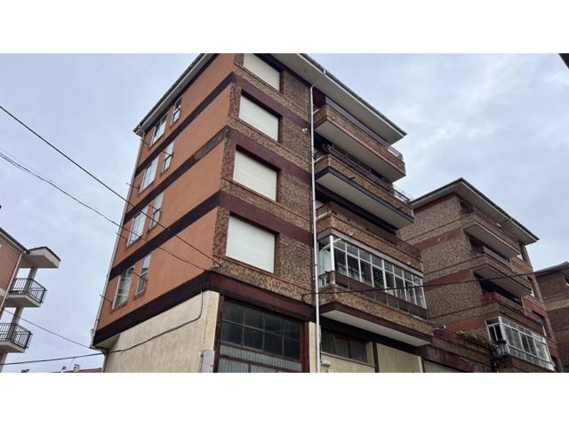Venta de piso en Espinosa de los Monteros photo 0