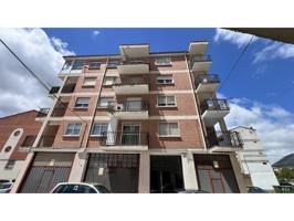 Venta de piso con ascensor en Espinosa de los Monteros photo 0