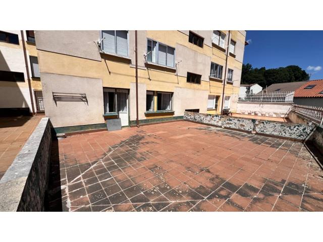 PISO EXTERIOR CON TERRAZA EN ESPINOSA DE LOS MONTEROS photo 0