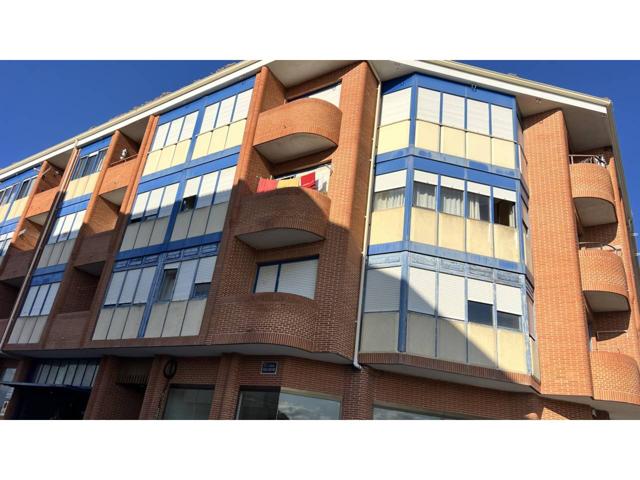 Venta de piso en Medina de Pomar photo 0