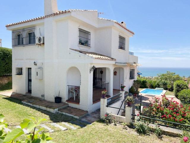 CHALET INDEPENDIENTE EN CHILCHES, MALAGA photo 0