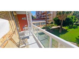 Apartamento céntrico, terraza con bonitas vistas al jardín, orientación sur, en edificio con recepcionista día y noche, photo 0