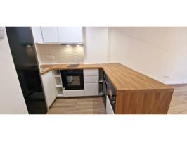 Piso en Avenida Gamonal photo 0