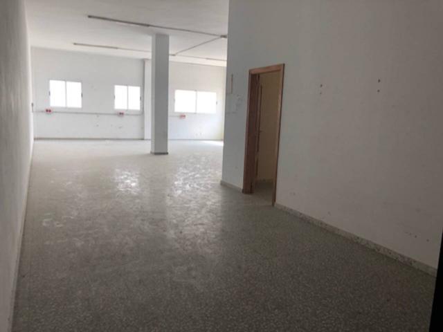 Nave comercial en venta en Carrús Este-Camí dels Magros photo 0