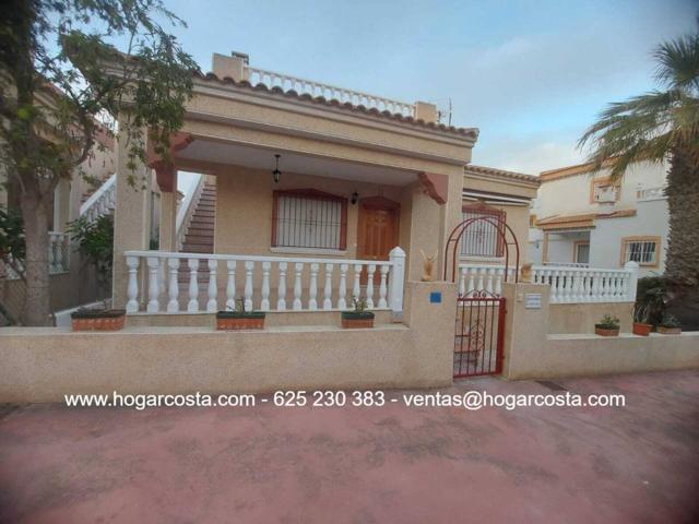 Ref-F-30 Chalet en Urbanización Montemar, residencial Montesol II en Algorfa photo 0