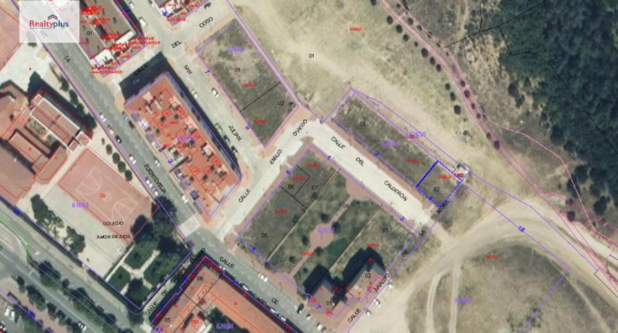 Se vende en Arevalo_ Zona nueva y de expansión. Junto a la avenida Emilio Romero, a la entrada de la localidad. Edificabilidad 900m photo 0