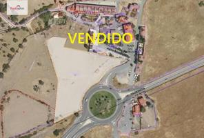 Terreno Urbanizable En venta en Vicolozano, Avila photo 0
