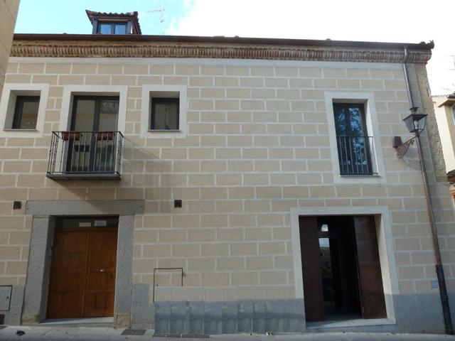 ¡Tu nueva vivienda te espera en la Calle Velarde de Segovia, en pleno casco histórico !!! photo 0