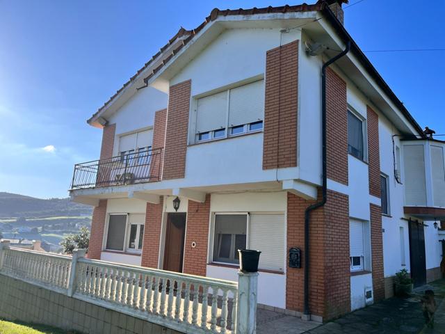Chalet independiente en Venta en Güemes photo 0