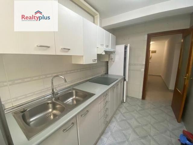 Piso En venta en Ambroz, Madrid photo 0