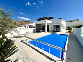 Casa En venta en Costa Blanca Sur, Benijofar photo 0