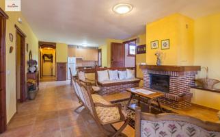 Casa En venta en Centro, Navalperal De Tormes photo 0