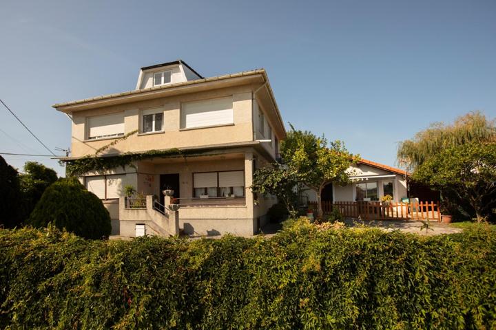 Chalet en venta en El Soto, Galizano photo 0