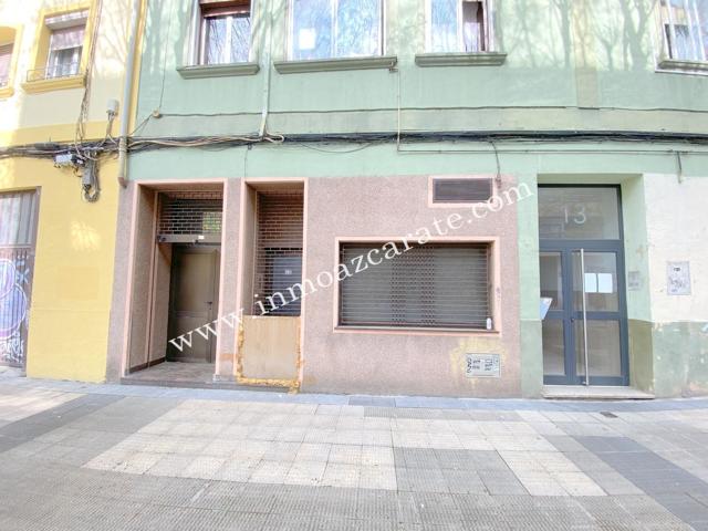 Local comercial en Pamplona photo 0