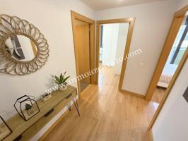 Unifamiliar adosado con jardin en Ayegui photo 0