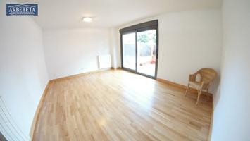 Se alquila piso sin amueblar de 1 dormitorio con amplia terraza en Valdeluz(Yebes), Guadalajara. photo 0
