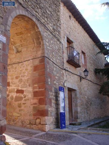 Agencia Inmobiliaria Arbeteta, VENDE casa en Sigüenza. photo 0