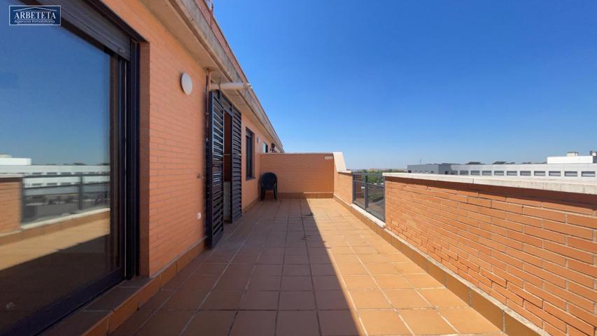 INMOBILIARIA ARBETETA VENDE MAGNÍFICO ÁTICO EN BULEVAR CLARA CAMPOAMOR, GUADALAJARA photo 0