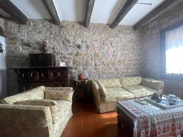 INMOBILIARIA ARBETETA VENDE CASONA EN EL BARRIO DE LA JUDERIA, SIGÜENZA photo 0