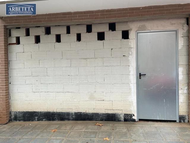 INMOBILIARIA ARBETETA PONE EN ALQUILER LOCAL 120m² DIÁFANO photo 0