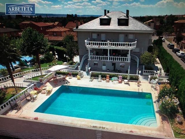 INMOBILIARIA ARBETETA VENDE MAGNÍFICA VILLA EN CABANILLAS DEL CAMPO, GUADALAJARA photo 0