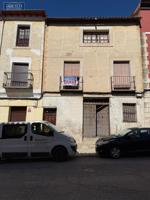 INMOBILIARIA VENDE CASA CON PATIO EN UNA DE LAS CALLES MAS CENTRICAS DE BRIHUEGA, GUADALAJARA photo 0