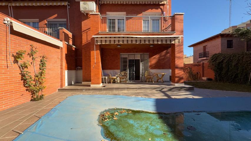 INMOBILIARIA ARBETETA VENDE MAGNÍFICO CHALET EN ZONA FERIAL, GUADALAJARA photo 0