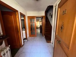 INMOBILIARIA ARBETETA VENDE CHALET DE 3 DORMITORIOS EN ZONA LA CHOPERA, GUADALAJARA photo 0